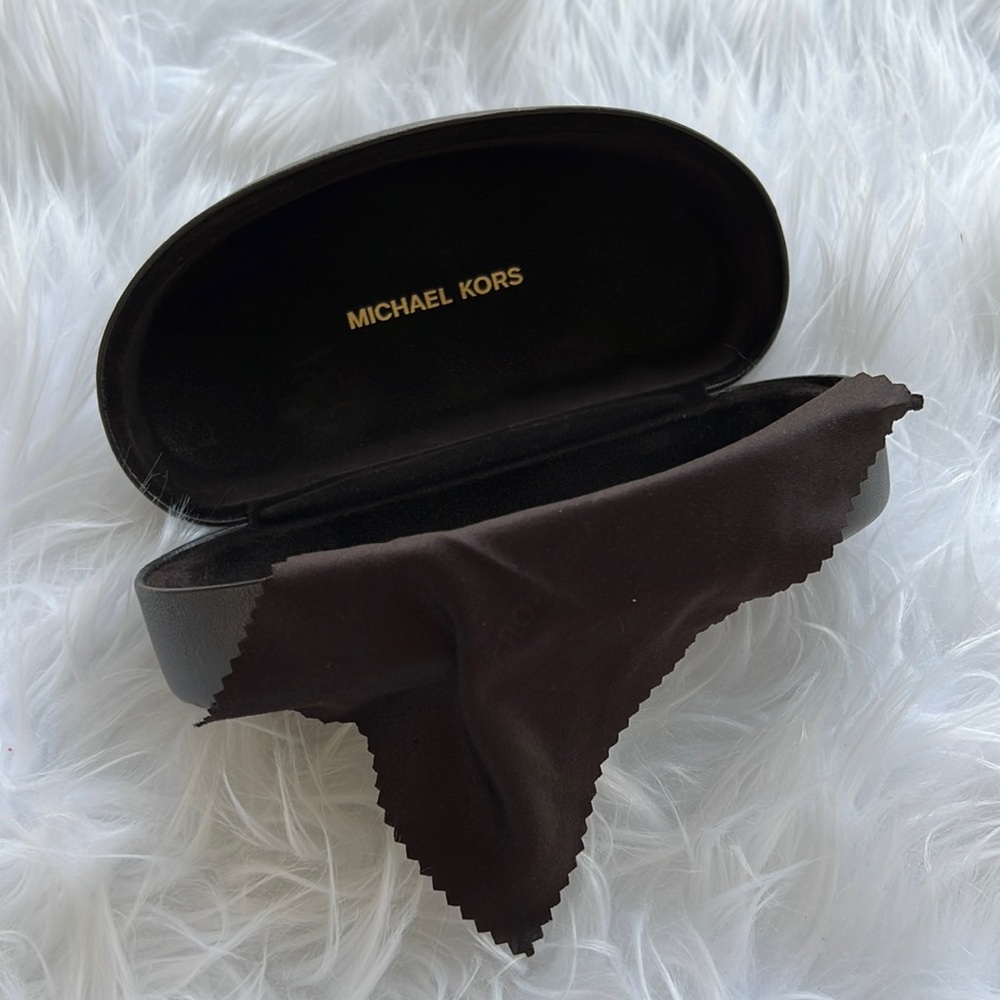 Michael Kors sunglasses case and cloth brown